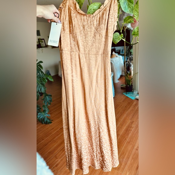 Rowie the Label Lola Midi Silk Leopard Print Dress NWT - Picture 4 of 6